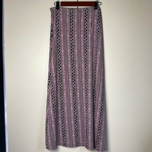 Westport 1962 Pull On  A-Line Geometric  Patterned Maxi Skirt with Slit  Size M